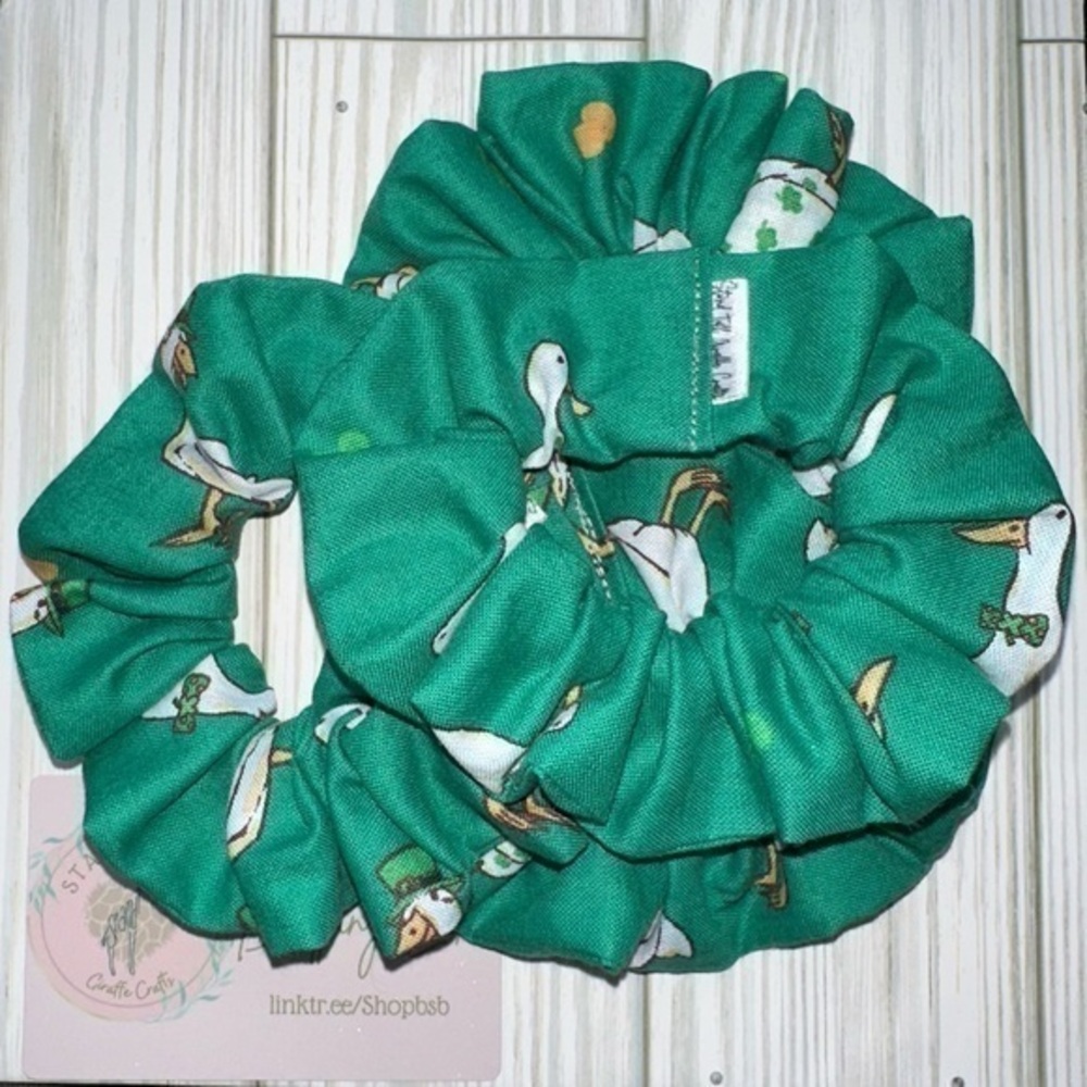 $7ea or 3/$15 St Patrick’s day Duck green Hair Scrunchie new